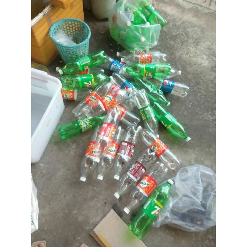 5 Chai nhựa cũ 1L, 1.5L NHIỀU MẪU