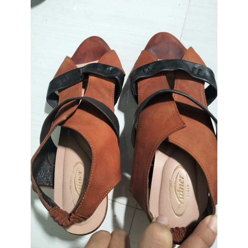 Thanh lý giày Vainer