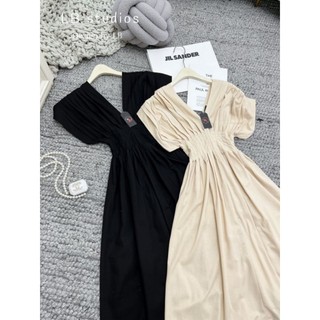 Váy xếp ly cổ tim LB