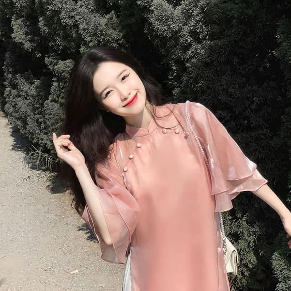 Áo Dài Cách Tân Nữ Tay Ngắn Xòe Hai Tà Đẹp