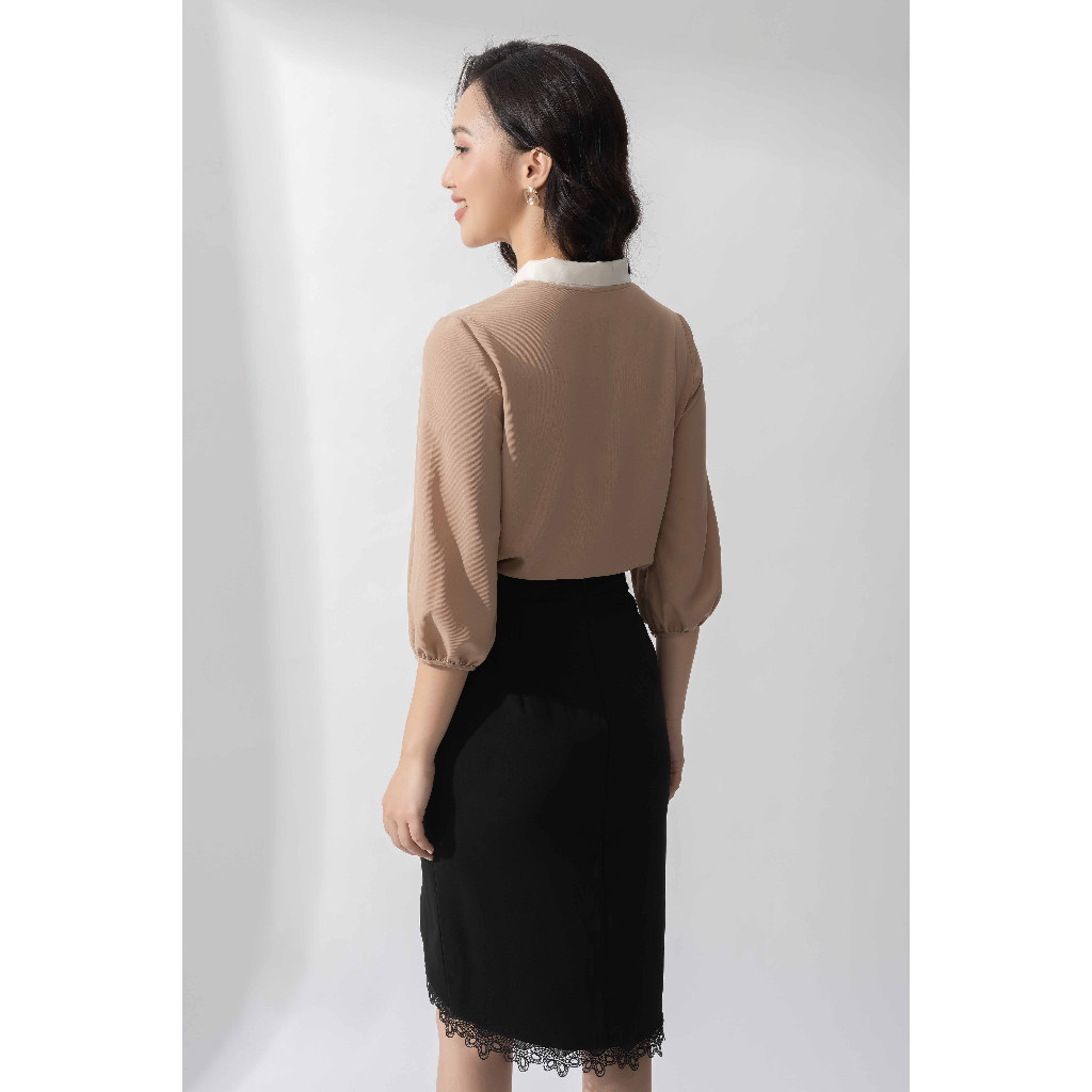 Chân váy ôm Fiona xẻ trước phối ren F250304