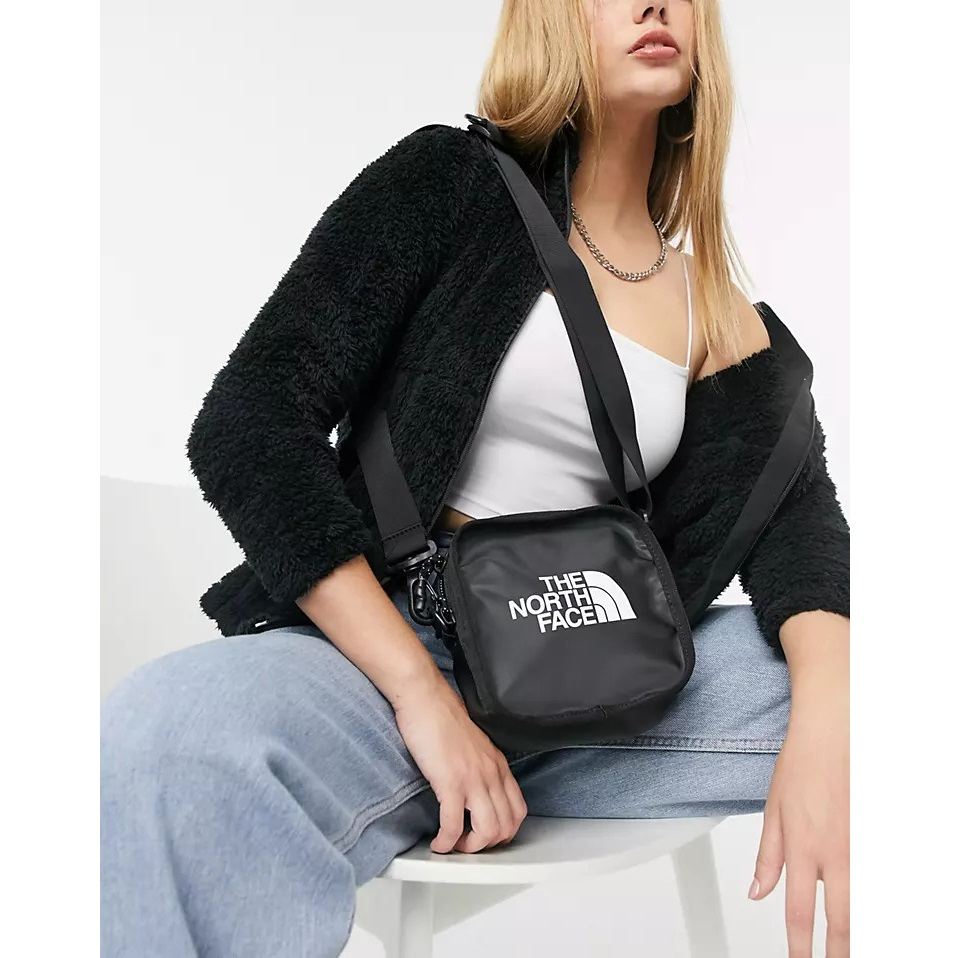Túi đeo chéo The North Face Explore Bardu II