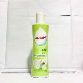 Dung dịch vệ sinh phụ nữ Lactacyd 250ml