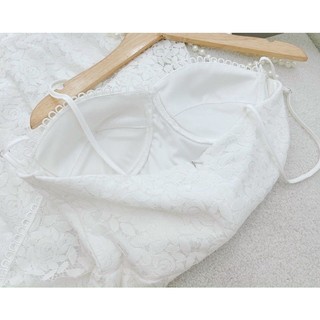 Đầm ren trắng dây tầng
