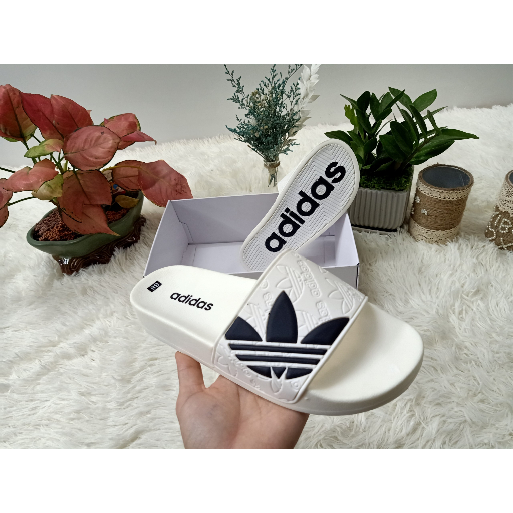 Dép nam dép adidas 3 lá kèm họa tiết độc đáo, lót da mềm mại, đế cao su êm ái, ma sát cao