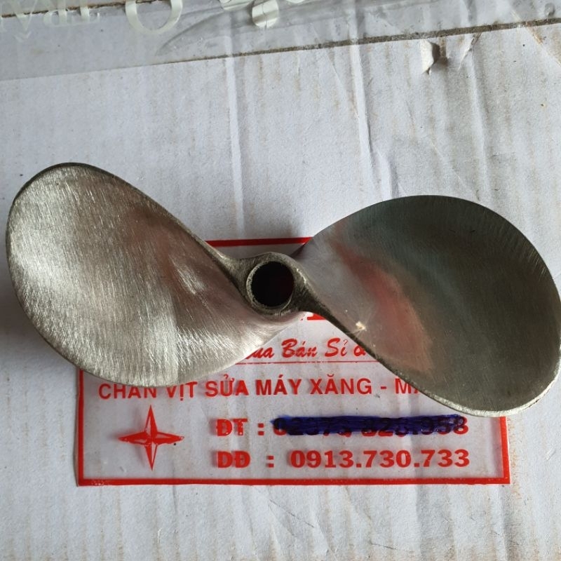 chân vịt inox cvp1 mỹ honda 5.0hp 5.5hp máy trơn loại bóng mờ cam kết như hình giá sỉ