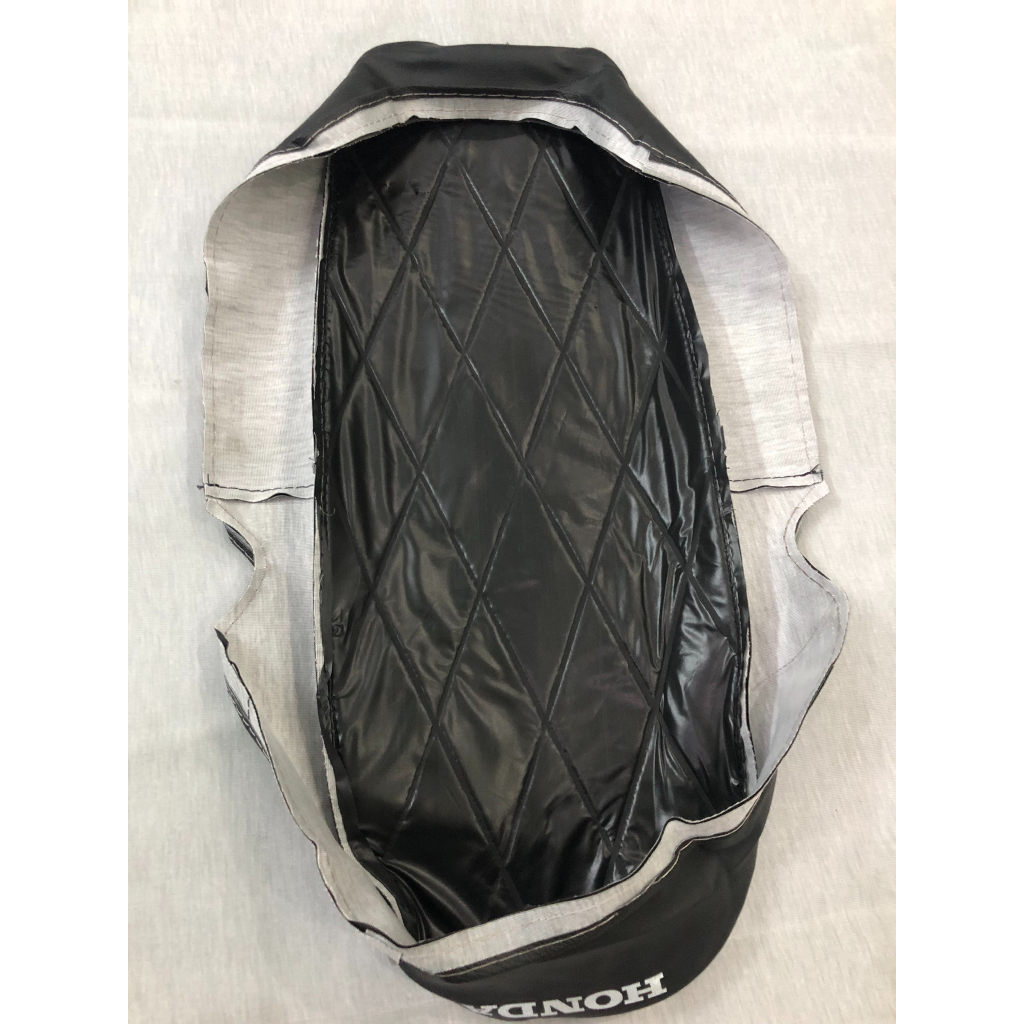 Da Bọc Yên Xe Máy HONDA CUP 67 Có Hình Ép