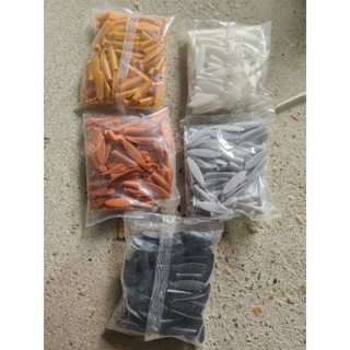 Nắp nhựa bịt lỗ chéo ( túi 100 cái)