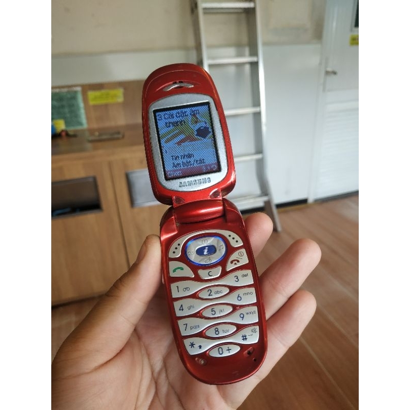 Điện thoại nắp bật Samsung X640