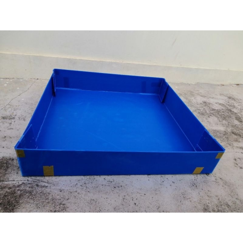 Khay lồng gà đá 80x80x20 khay nhựa