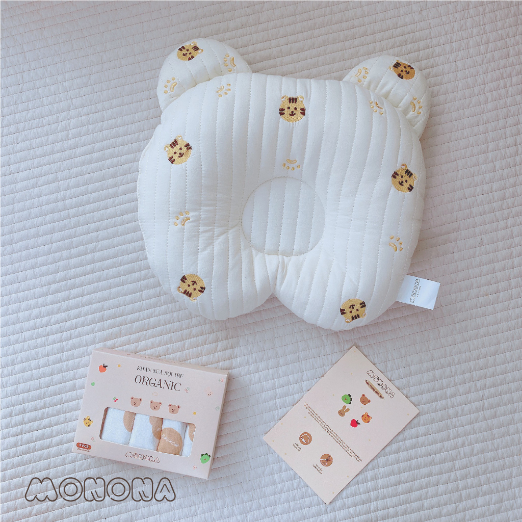 Gối chống bẹp đầu cho bé hình tai gấu có đáy lưới thoáng khí Monona, họa tiết thêu dễ thương