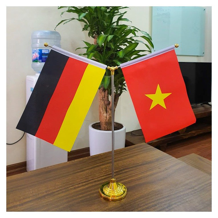 Cờ Để Bàn Mạ Vàng