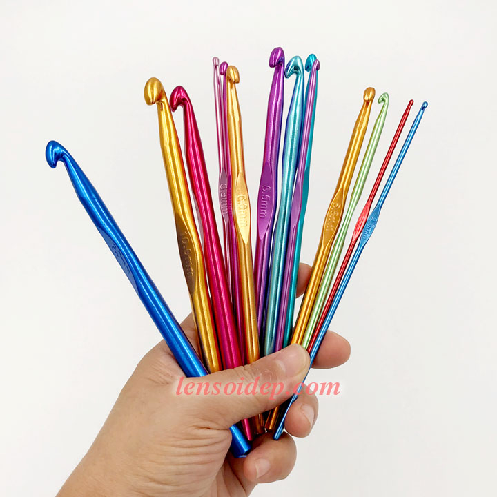 Kim Móc Len Một Đầu