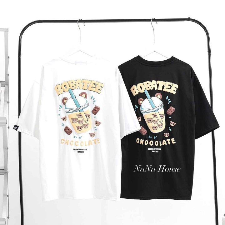 NANA HOUSE - ÁO THUN CỔ TRÒN UNISEX BOBATEA FORM RỘNG IN NỔI