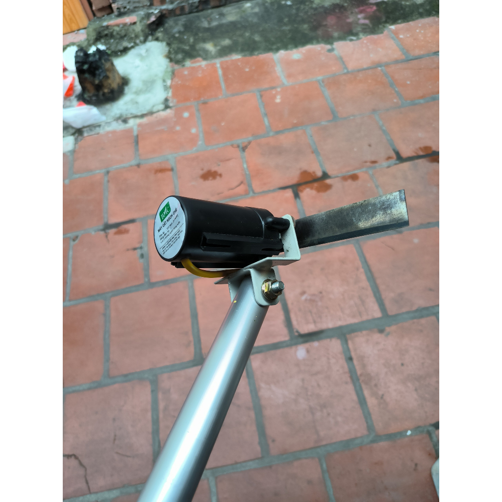 Máy Cắt Cỏ Mini Cầm Tay, Máy Phạt Ngồng Chè Sau Thu Hái Chính Hãng Công Ty BMC - Bảo Hành 6 Tháng, Lỗi 1 Đổi 1