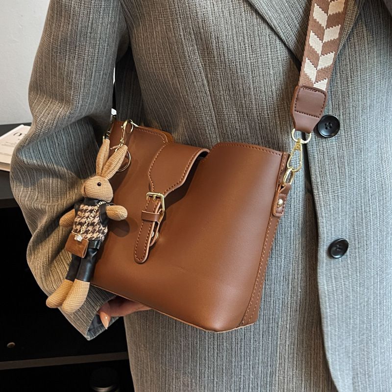 Túi đeo vai, đeo chéo HV24 da bò thật - túi nữ da bò dây bản to cao cấp