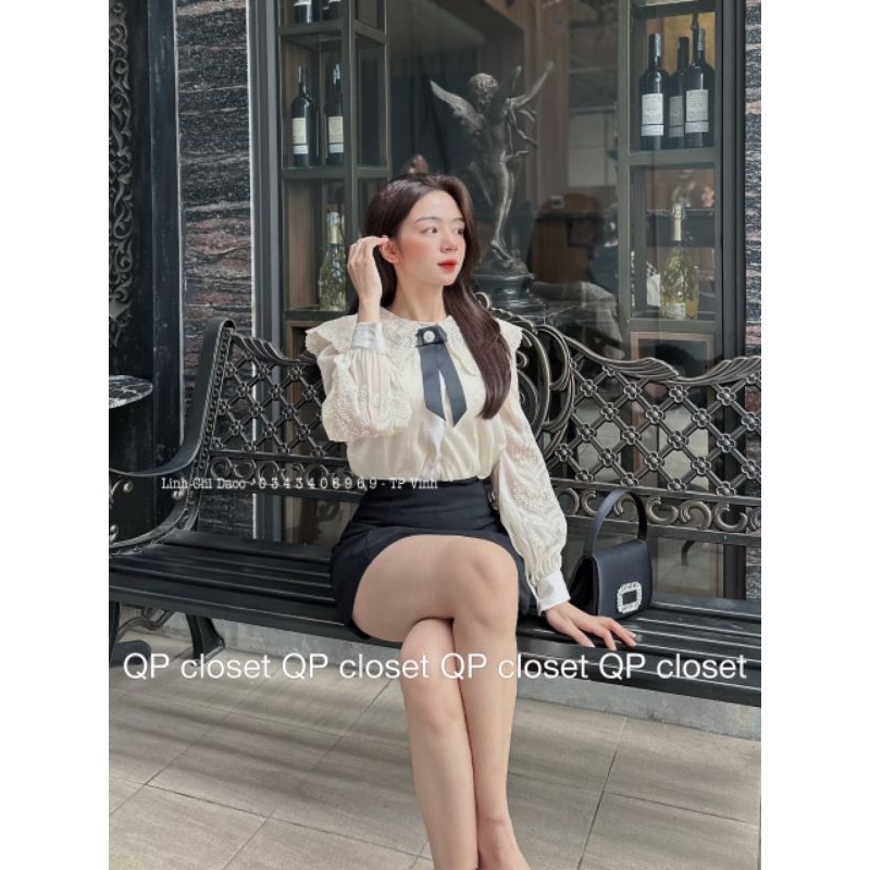 Áo sơ mi thêu cổ nơ đá QP