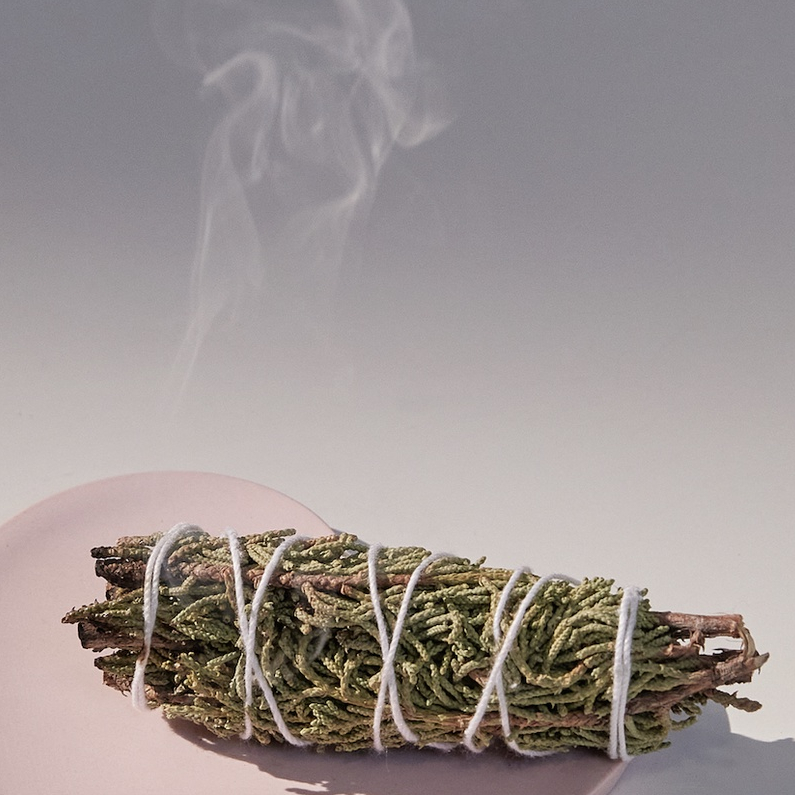 Xô Thơm Bách Xù (Juniper Smudge) Thu Hút Vượng Khí & Thuận Lợi Công Danh l XÔ THƠM THANH TẨY