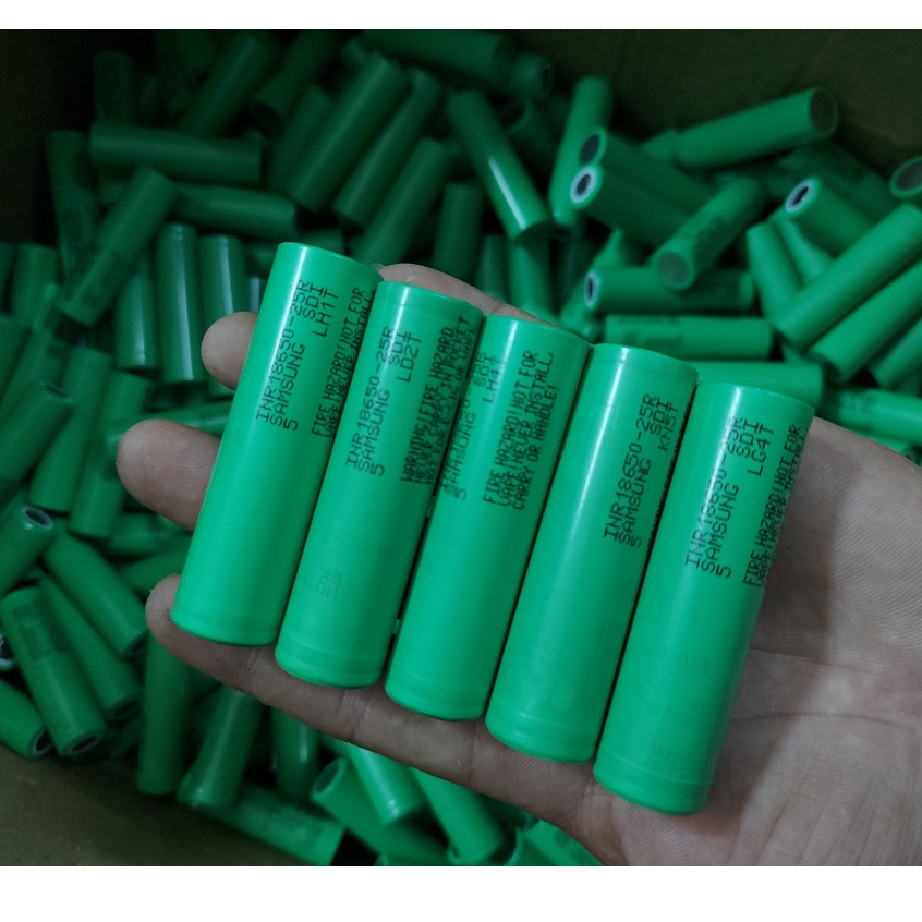 Pin Samsung 25R tháo khối 3.7vol dung lượng 2500mAh - 3000mAh dung lượng chuẩn