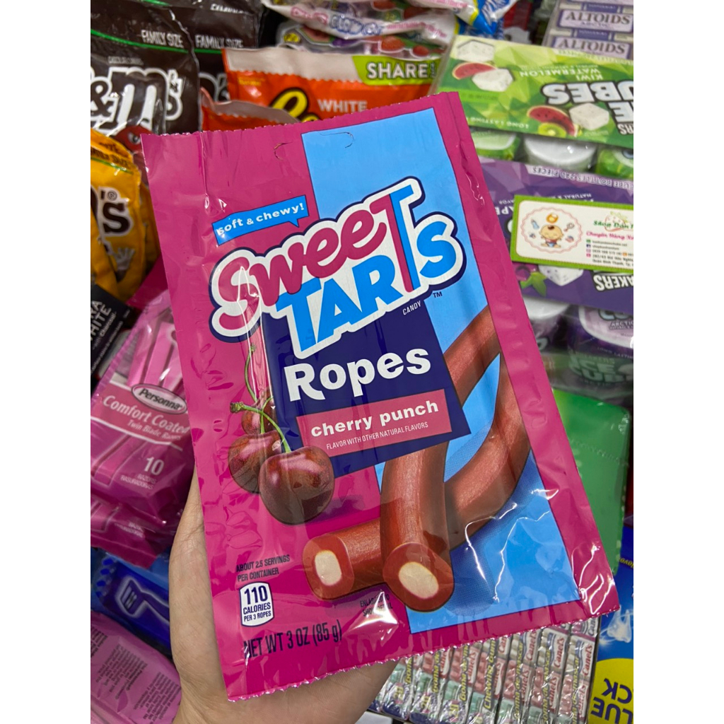Kẹo chua dạng que Sweetarts Ropes vị trái cây 85g