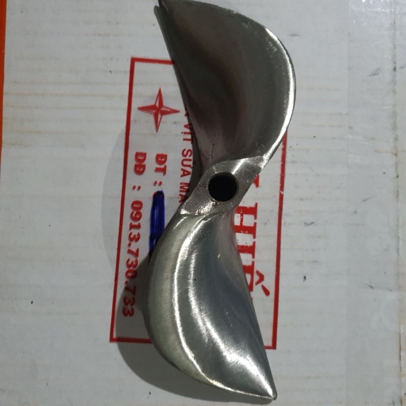 chân vịt inox 2 cánh 6.0 và 6.5 mủi nhọn cam kết như hình giá sỉ