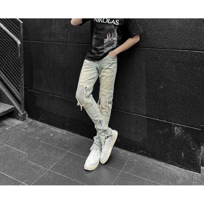 Quần jean nam QJ35 MAKVN miếng vá Bike màu xanh nhạt rách gối from bó phong cách năng động đường phố