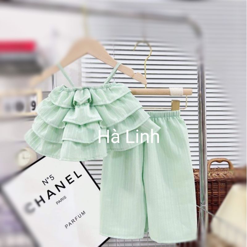 Bộ đũi 2 dây 4 tầng quần xuông cho bé gái.