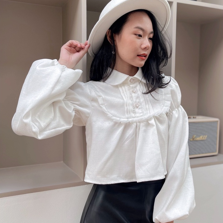 Áo dạ lửng ngực xếp ly tay phồng SALOM - Celie Top