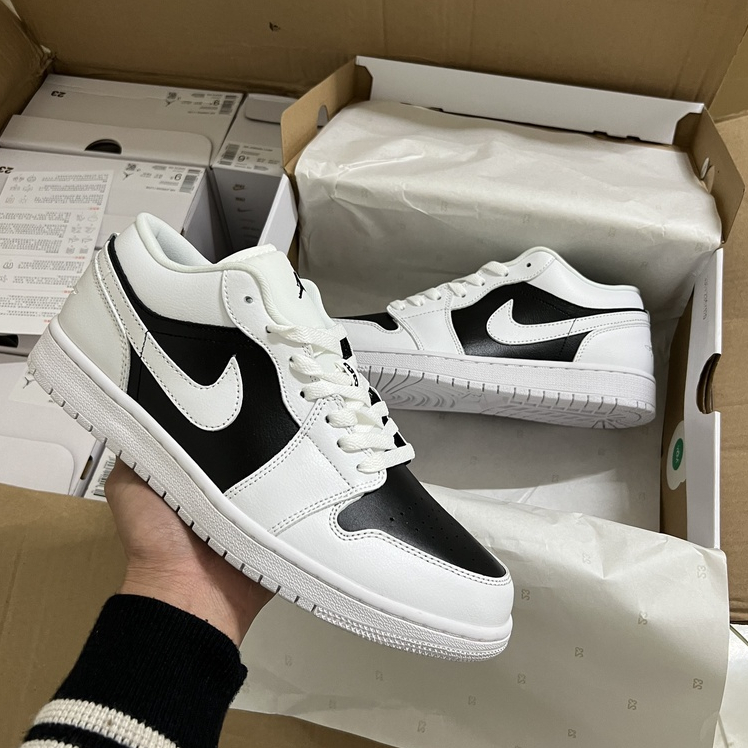 Giày Sneaker Jordan 1 Low Panda SC