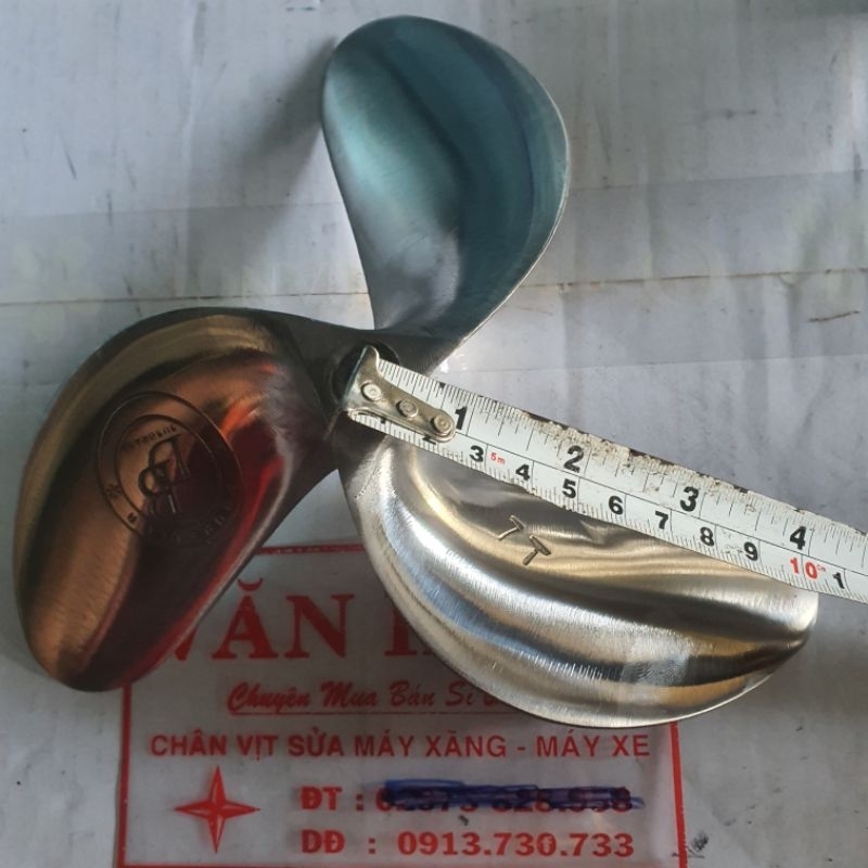Chân vịt inox 3 cánh 6.0 và 6.5 cano máy nhong cốt xéo loại bóng gương  cam kết như hình giá sỉ