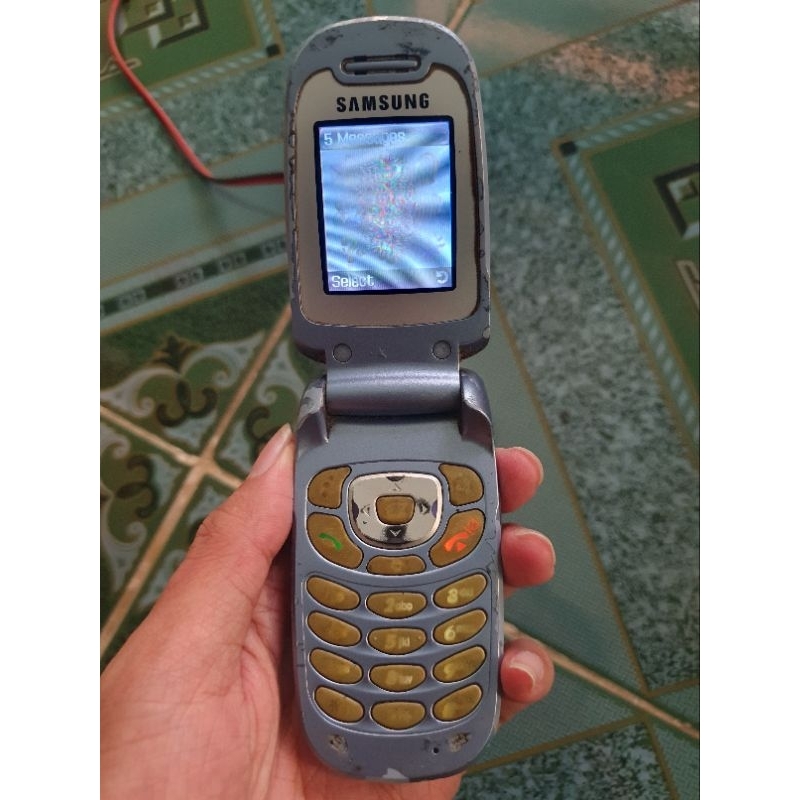 Xác điện thoại Samsung Sgh T319 còn nguồn