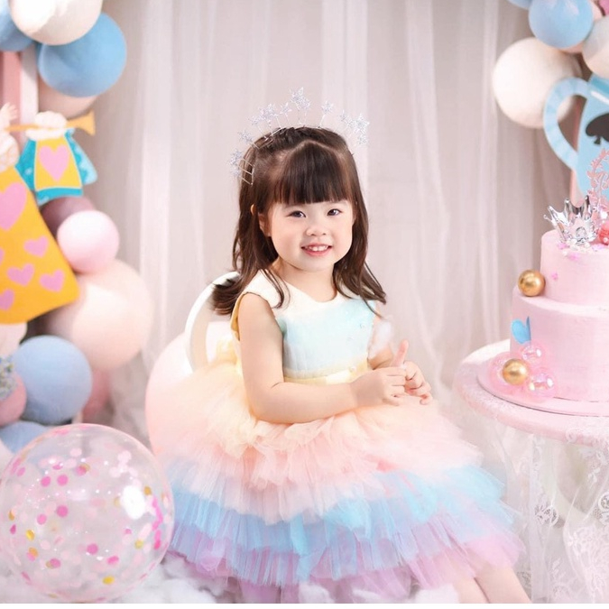 Váy công chúa cho bé gái 6 tầng tặng kèm cài size to 16kg đến 28kg