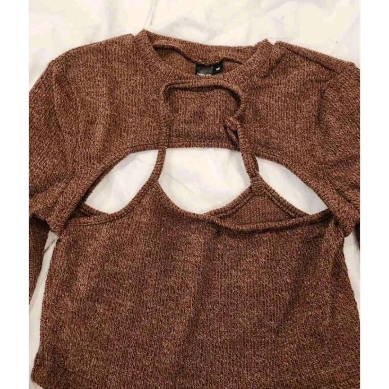 Pass áo crop thun nâu