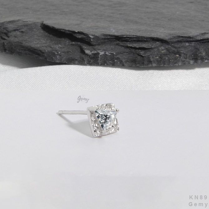 Khuyên tai nam bạc 925 hình vuông thoi đính đá tam giác cá tính 2 màu unisex Galvin (1 chiếc) | GEMY SILVER KN89