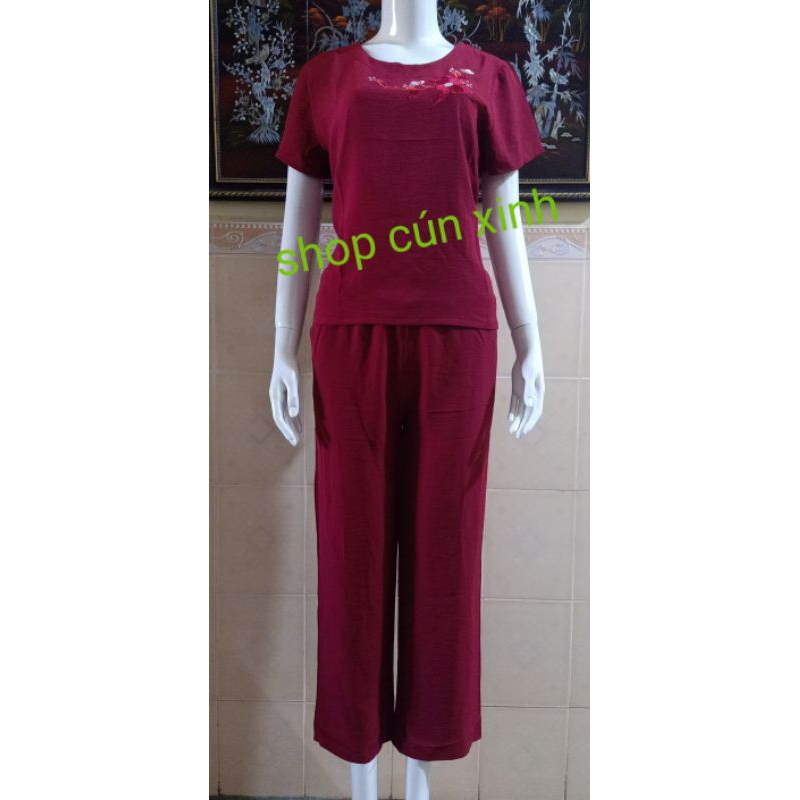 Đồ bộ trung niên ống rộng cho mẹ mặc nhà thêu hoa vải đũi mịn mát TH2