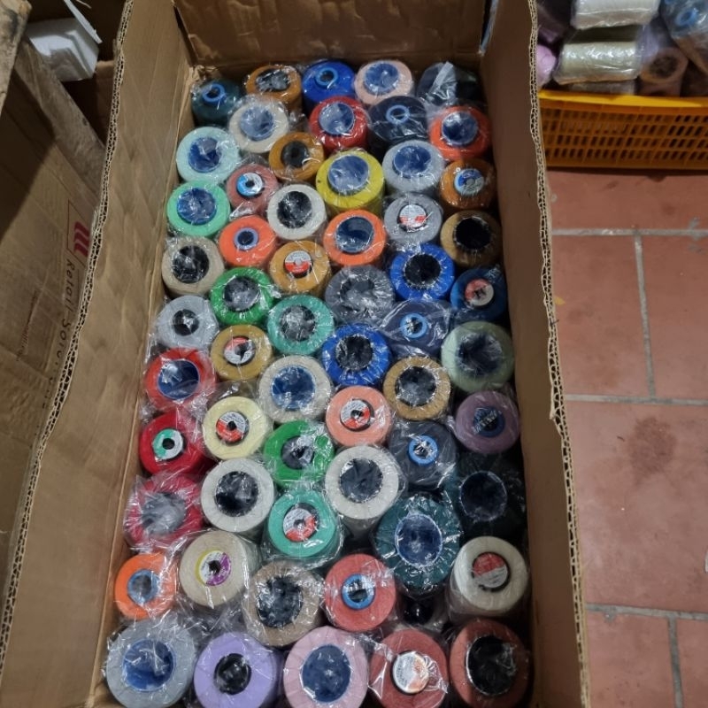 Chỉ may cuộn 5000 mét ( hiệu coast, ae, hồng hà, tiên phong... )
