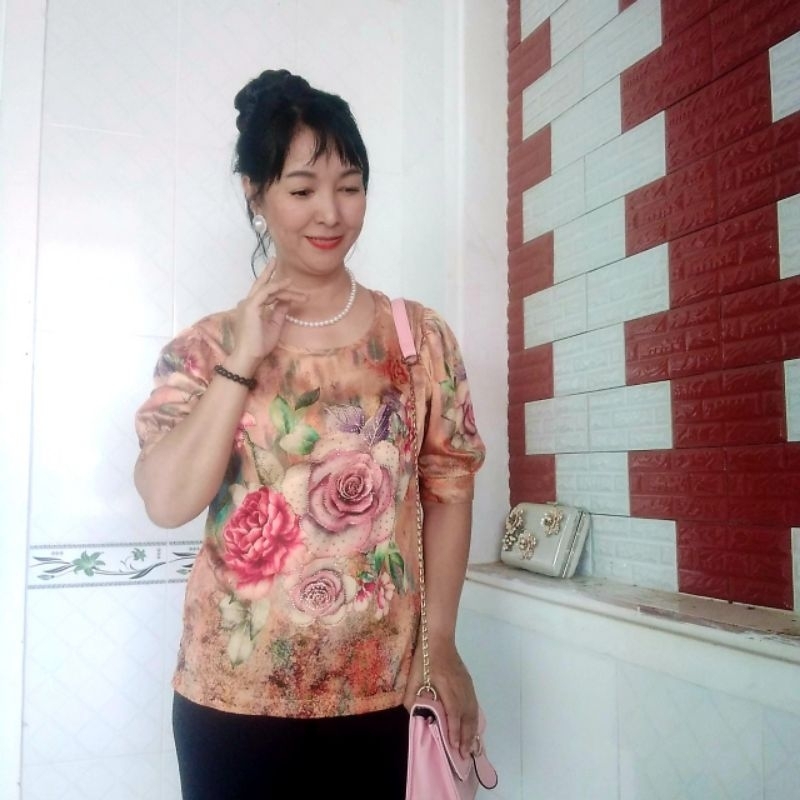 Áo trung niên nữ Lụa Latin cao cấp, size từ 53 đến 68 kg