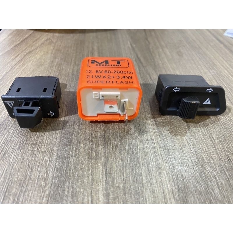 Công Tắc Hazard Nháy 4 Xi Nhan Xe SH/Wave/Winner X/V3/Vision/AB Gắn Zin