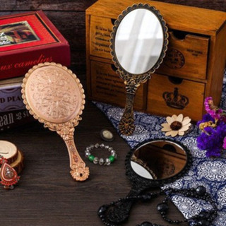 Gương soi mi cầm tay dáng cổ điển , Gương hoàng cung soi mi , chụp ảnh mẫu