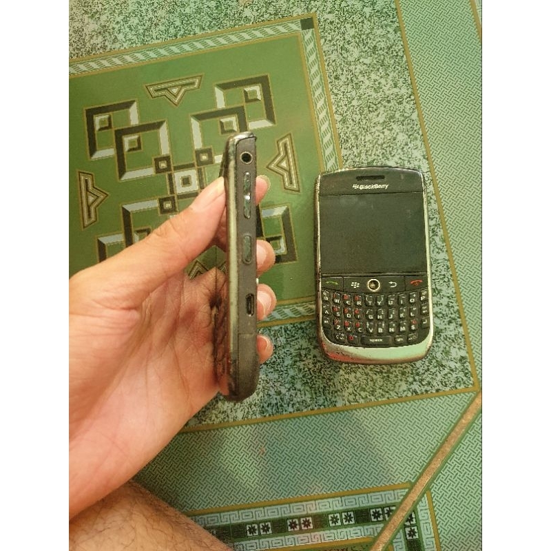 Cặp xác điện thoại Blackberry 8900
