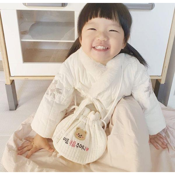 Túi đựng lì xì, đeo chéo thêu theo yêu cầu cho bé phong cách Hàn Quốc đi chơi Tết - đựng tỏi, balo