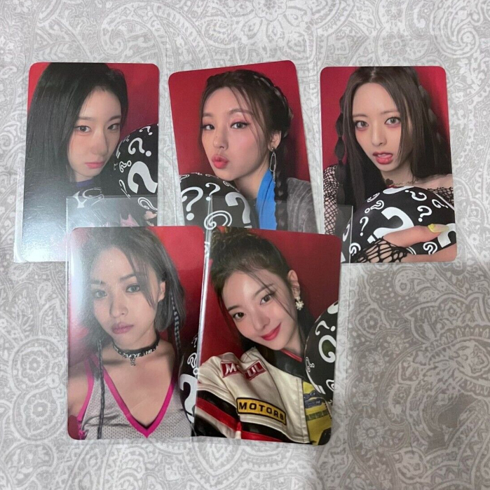 Có sẵn card pre ảnh nhóm ITZY hàng của Synnara - Ktown4u