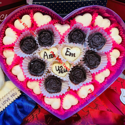 Socola valentine hộp trái tim 25-28 viên thơm ngon đậm vị ít ngọt tặng người yêu bạn gái kèm thiệp và túi