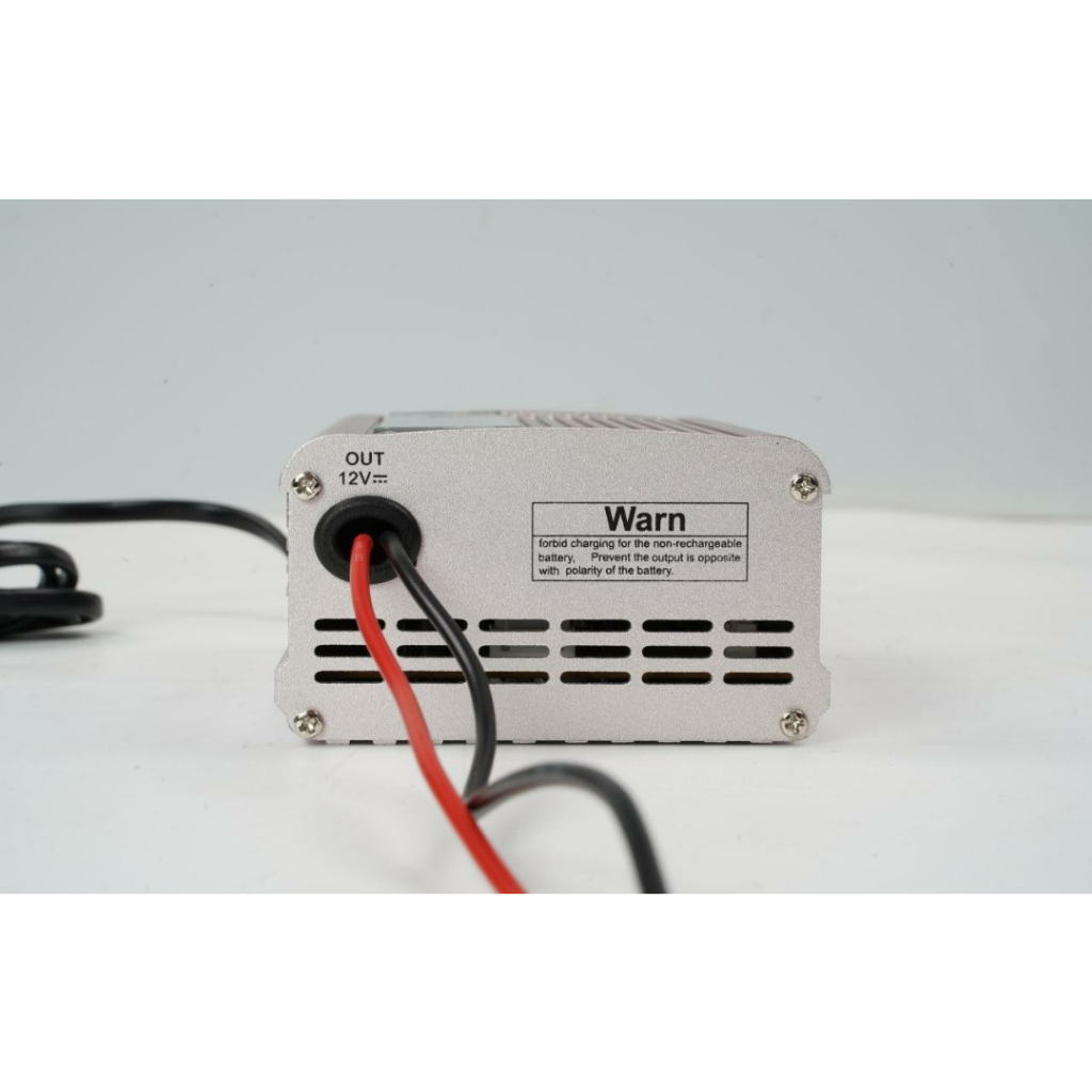 Sạc ắc quy 12V-10A có màn hình hiển thị - MD-1210D+