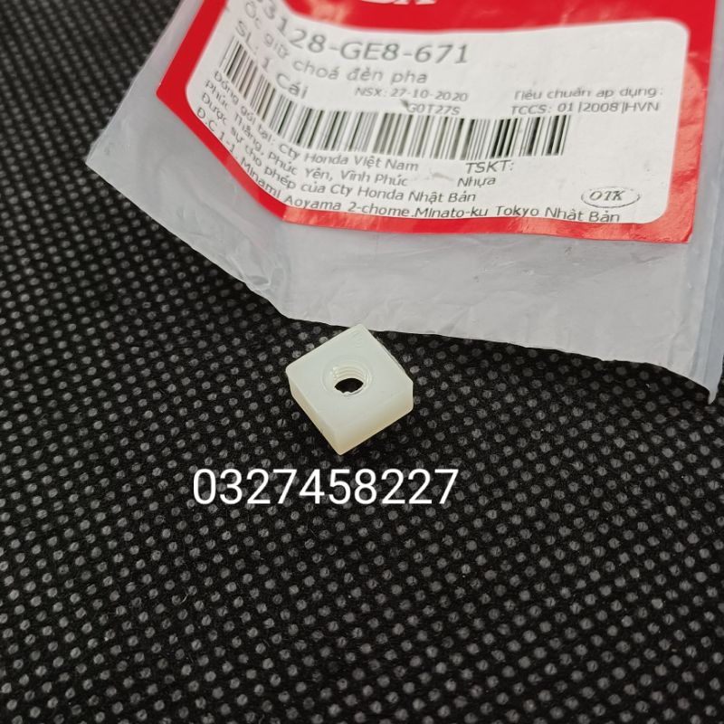 Ốc trắng giữ pha chóa đèn xe DREAM zin Honda