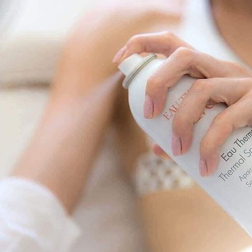 Xịt Khoáng Cấp Ẩm Avene Thermal Spring Water 300ml | BigBuy360 - bigbuy360.vn