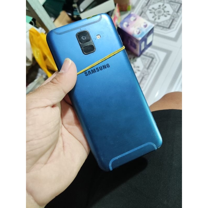 Xác samsung a600 hư màn hình