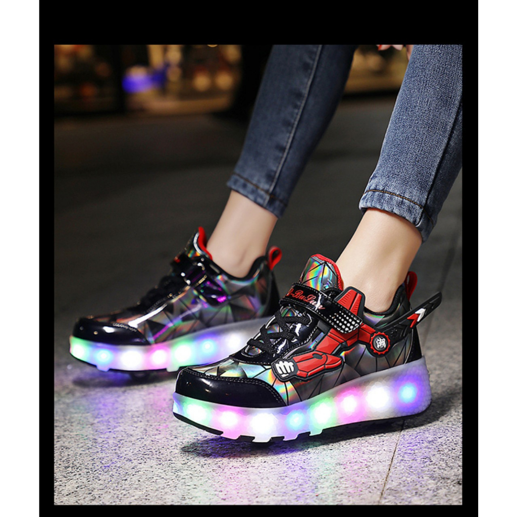 Giày trượt bánh gót 2 bánh cho trẻ em và nữ có đèn LED sạc pin 2166 BLACKPINK