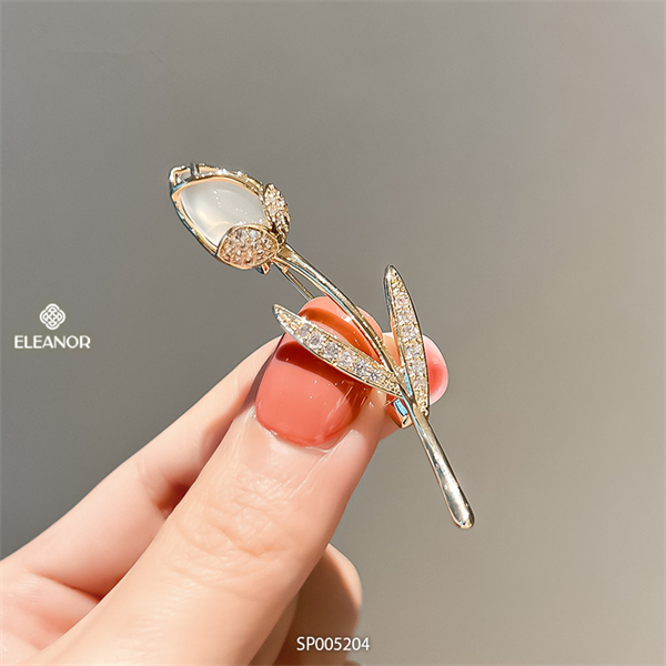 Ghim cài áo nam nữ Eleanor Accessories hình hoa tulip đính đá ngọc trai nhân tạo phụ kiện trang sức 5204