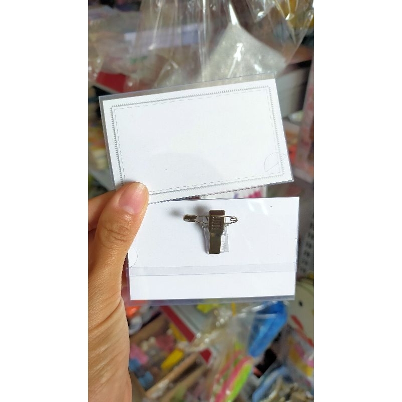 Bảng Tên Nhựa Kẹp Có Gim Cài